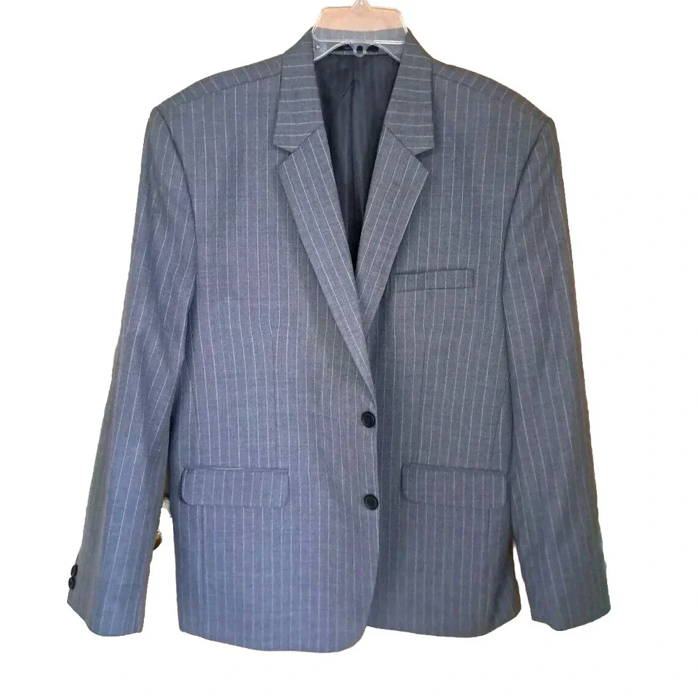 Oliveo Blazer Men's 44S Grey Pinstripe Superfine Wool‎ Two Button Single Vent